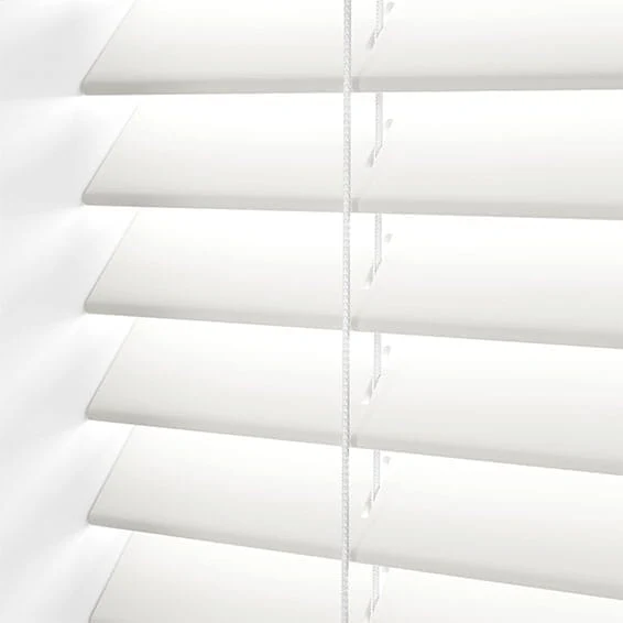 Contract Atlanta Icy White Faux Wood Blind - Image 3