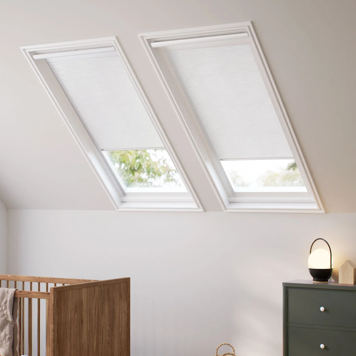 Expressions Platinum Blackout Blind for DAKSTRA®/RoofLITE® Windows - Image 2