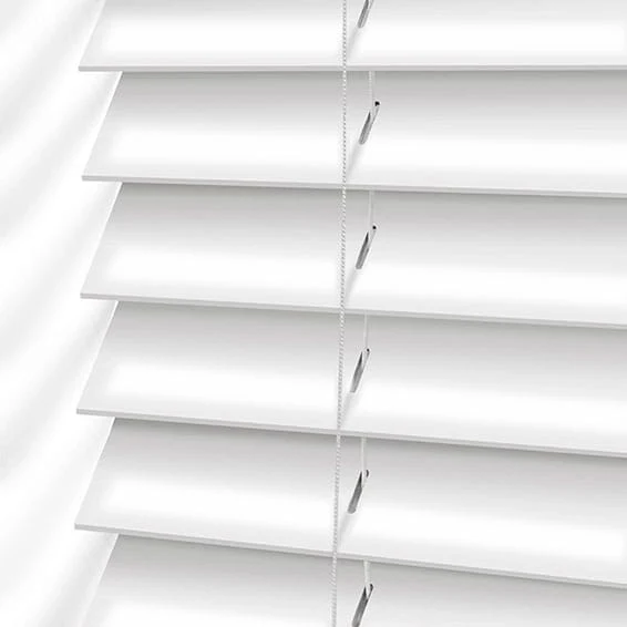 Metropolitan Soft Gloss White Wooden Blind - Image 3