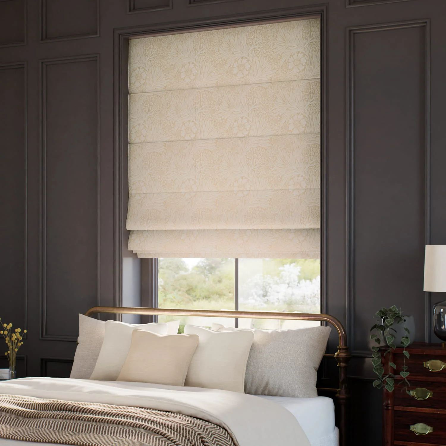 William Morris Marigold Jacquard Soft Gold Roman Blind - Image 2
