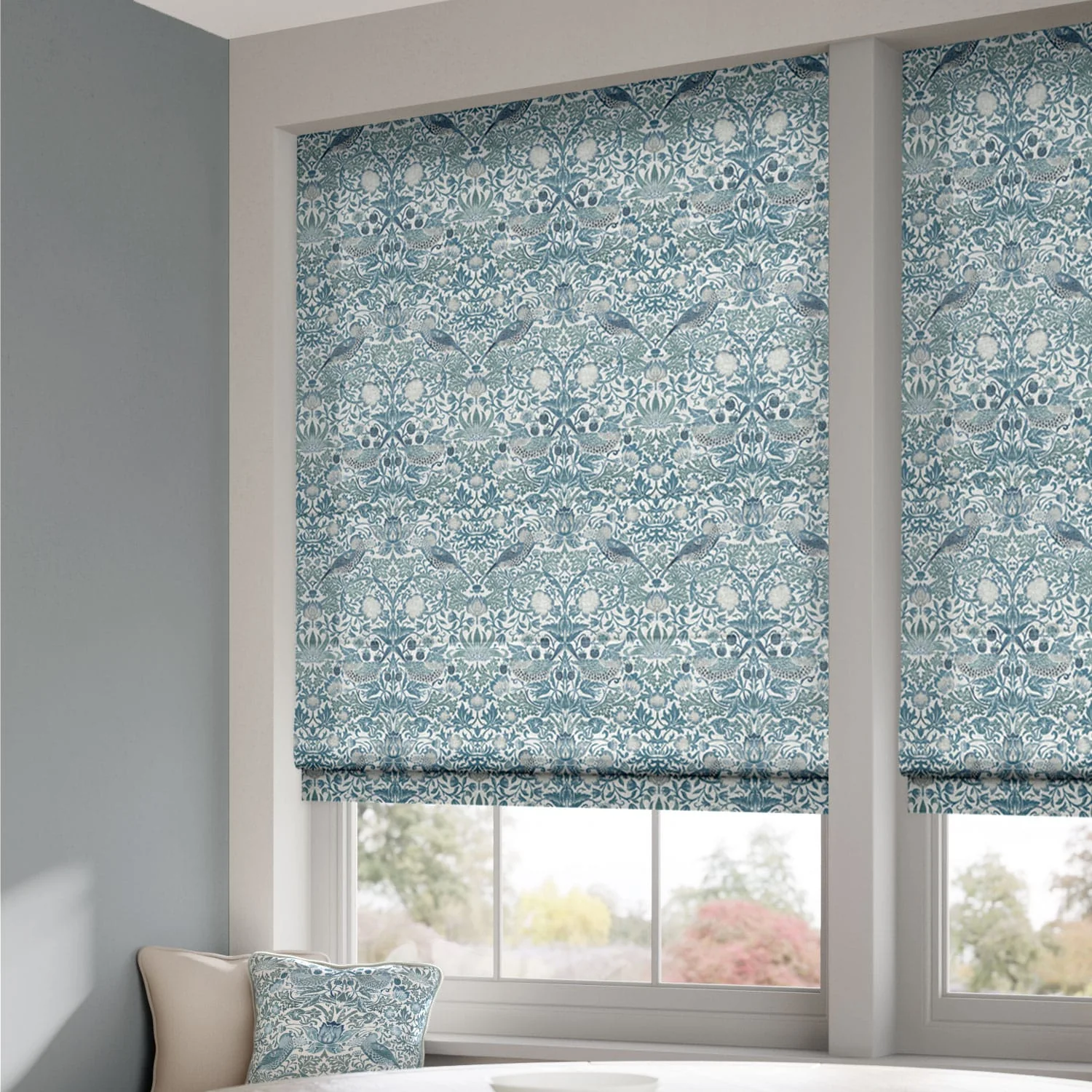 William Morris Strawberry Thief Sky Roman Blind - Image 2