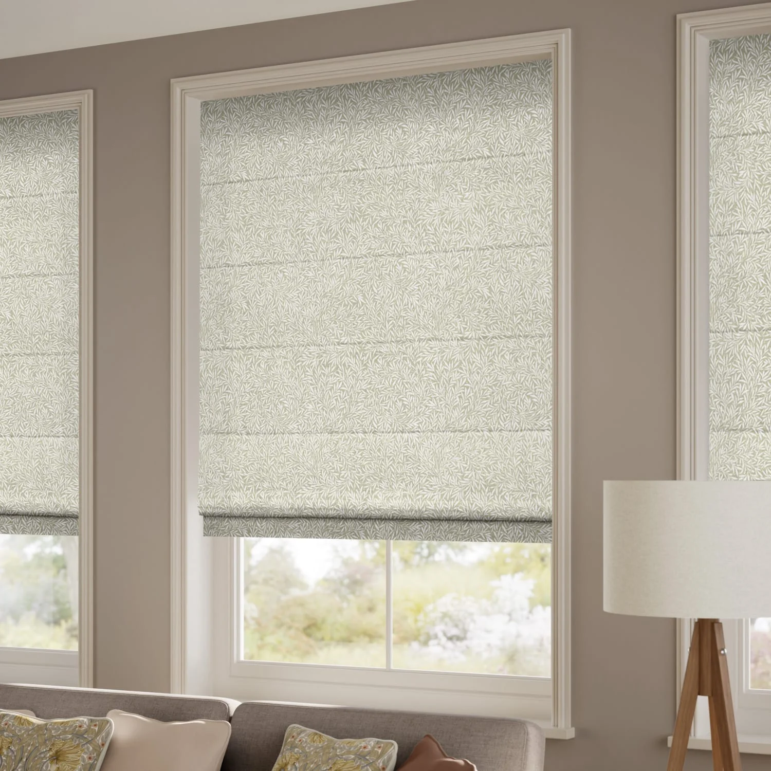 William Morris Willow Porcelain Roman Blind - Image 2